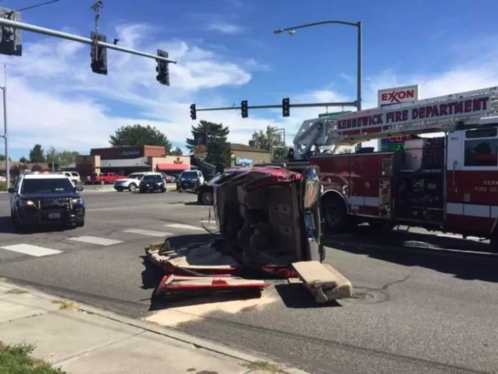 Kennewick police say one person hurt in DUI accident