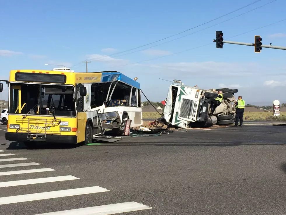 Two seriously hurt in Kennewick semi-truck vs. bus crash