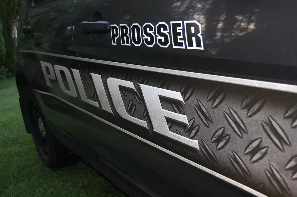Man arrested after 3-hour stand-off with Police in Prosser