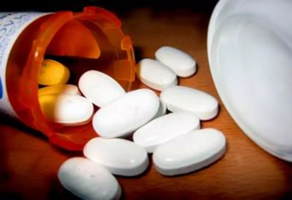Opioid prescriptions drop, Blue Cross/Blue Shield study says