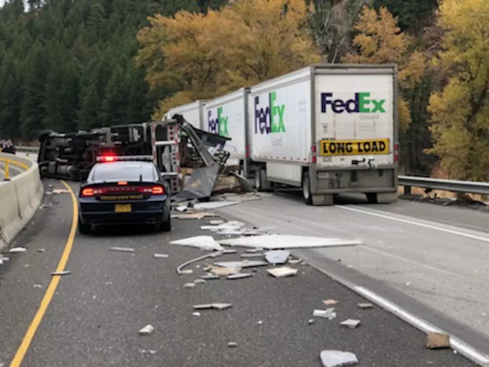 Semi-truck crash closed I-84 east of Pendleton