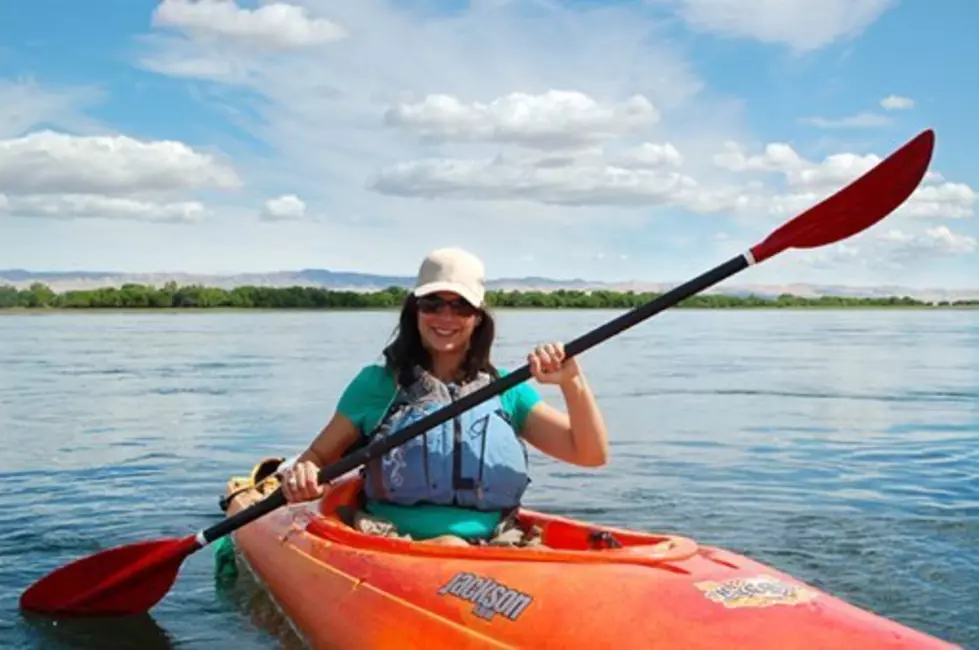 US Fish and Wildlife offers kayak tours to McNary Dam, Hanford Reach