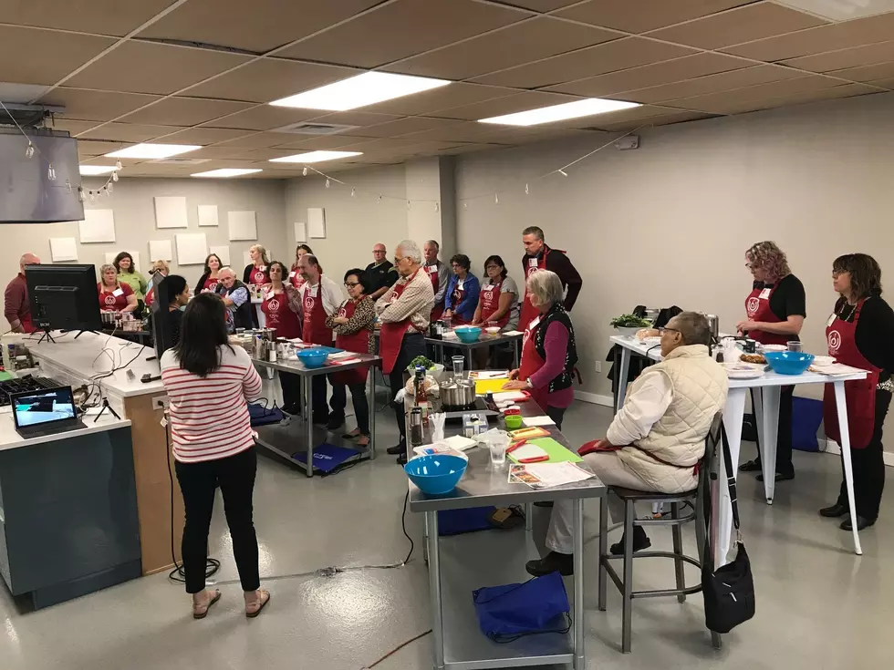Tri-Cities Cancer Center offers Cancer Crushing Cuisine classes for 2nd year