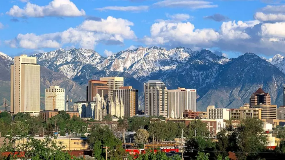 5.7-magnitude earthquake strikes near Salt Lake City