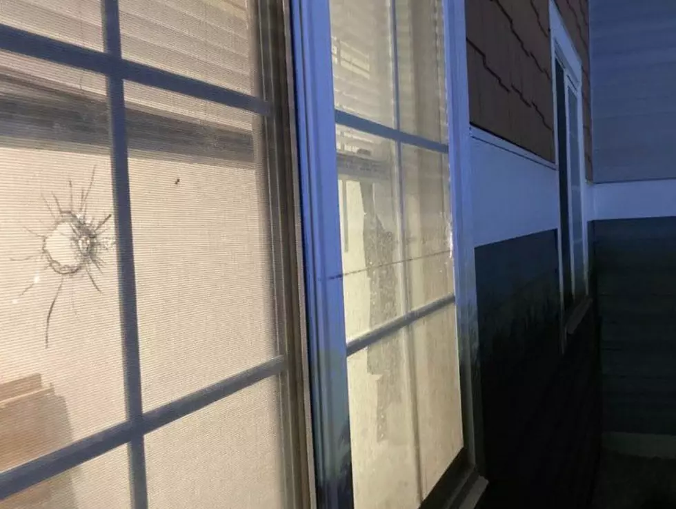 Two apartments damaged by gunfire in Kennewick