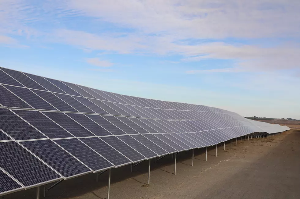 Solar, power and training project fires up at Horn Rapids