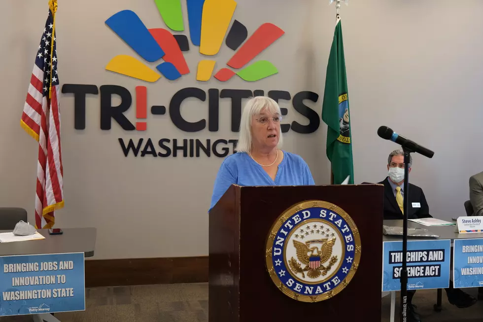 Sen Murray Visits Tri-Cities, Talks Up Chips Act