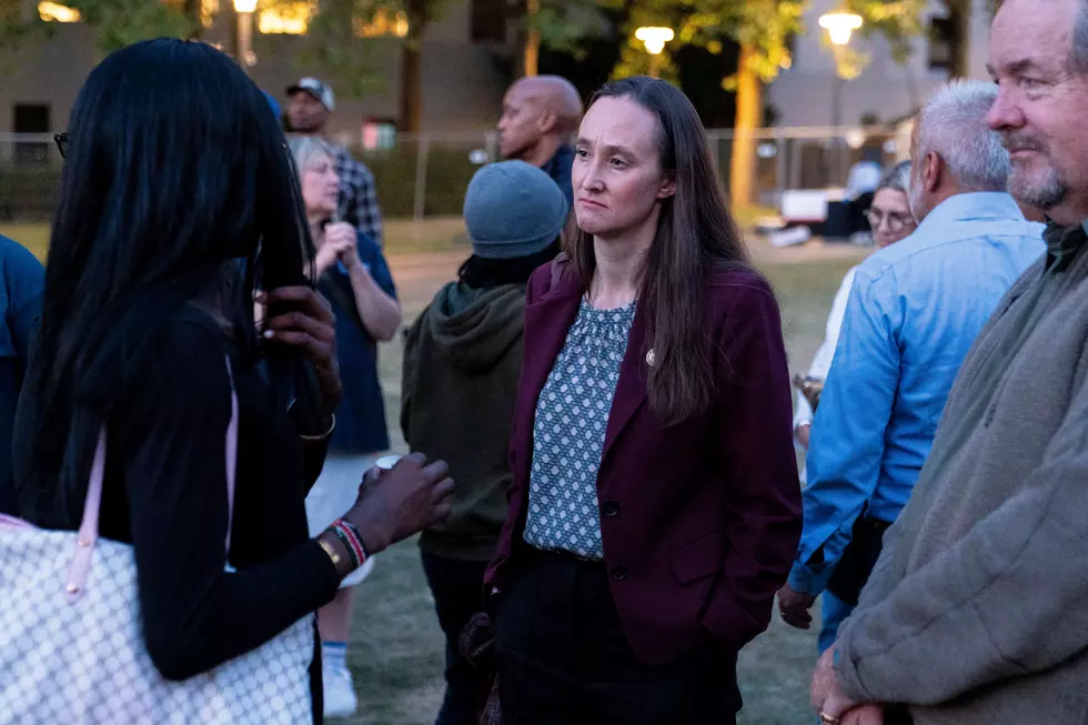 Seattle mayor silent on police chief’s lucrative exit package
