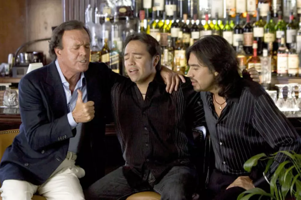 Julio Iglesias and Temerarios (Photo by Rodrigo Varela/WireImage)