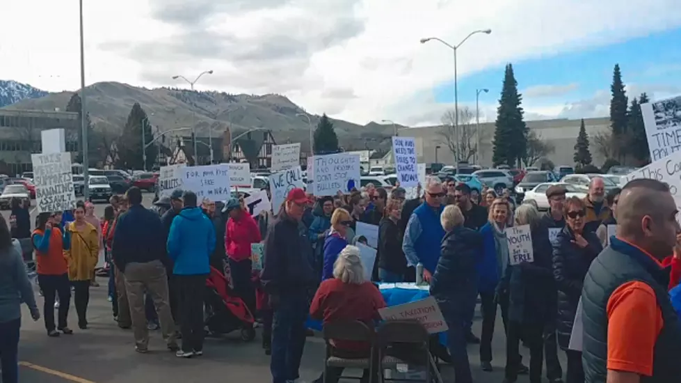 Hundreds March in Wenatchee to Protest Gun Violence