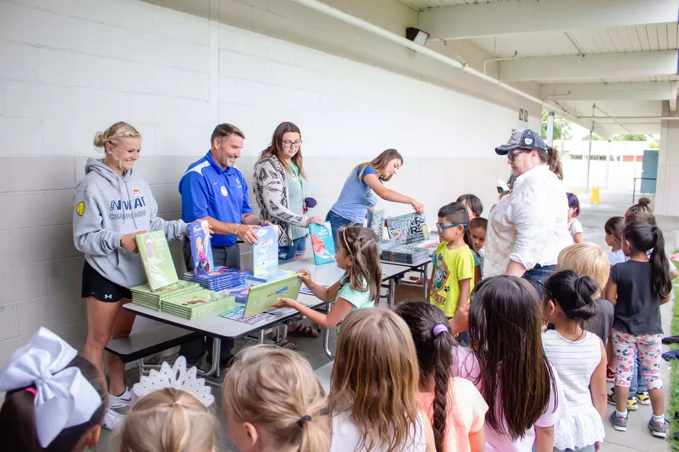 Big Bend Athletics Donate Books to Elementary Schools