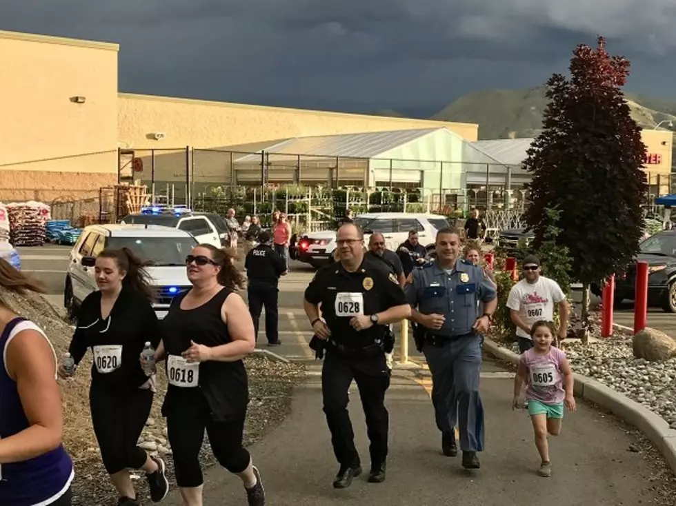 Good Guys Run With A Cop for Special Olympics