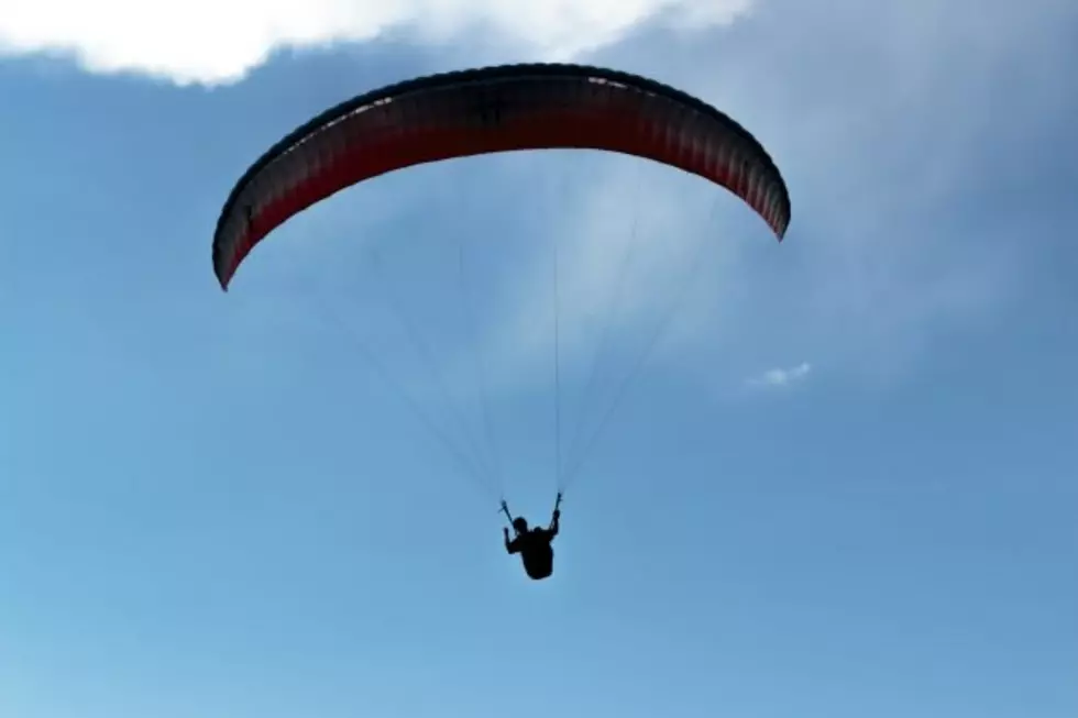 Paraglider Dies in Crash Near Chelan