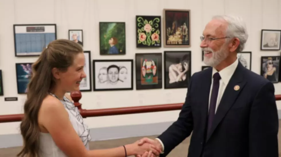 Newhouse Taking Submissions for Congressional Art Competition