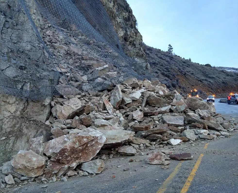 Rock Slide Shuts Down US 2 Through Pine Canyon