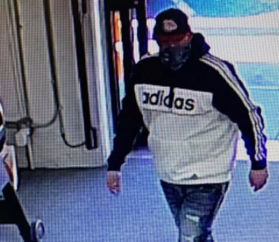 Wenatchee Police Searching for Two Fraud Suspects