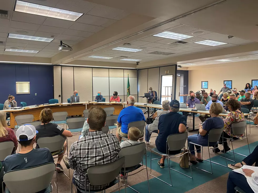 Wenatchee School Board Mulling Options for Next Meeting