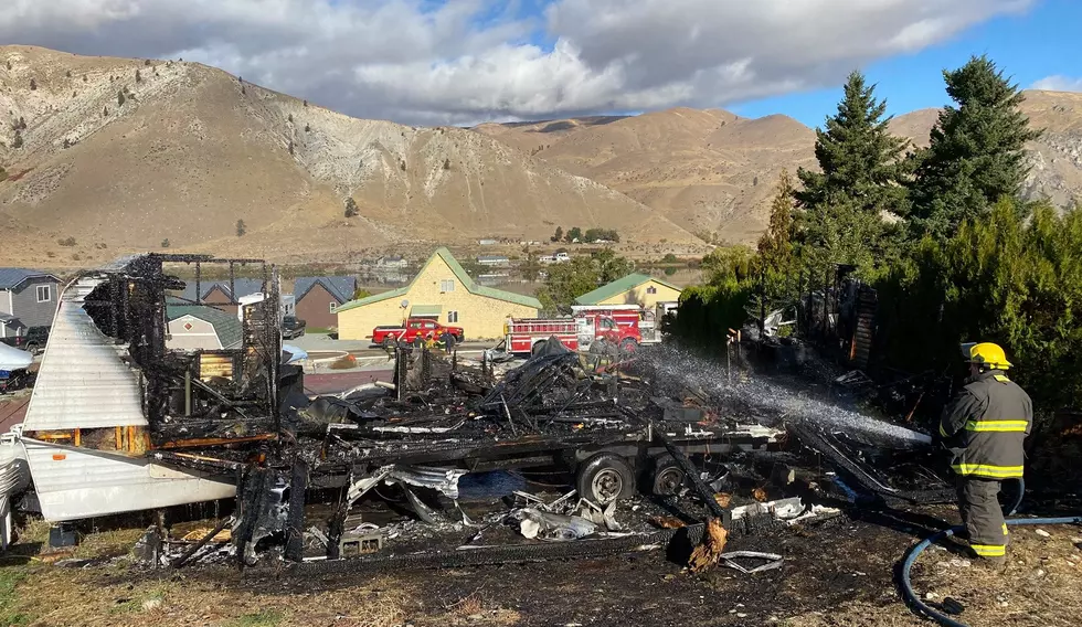 Vacation Trailer Burns Up in Fire North of Orondo