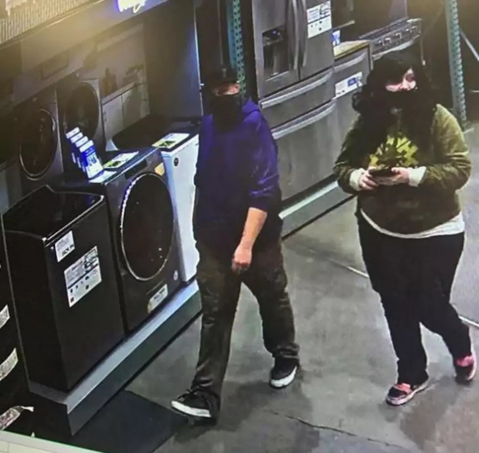 East Wenatchee Police Looking for Costco Shoplifting Suspects