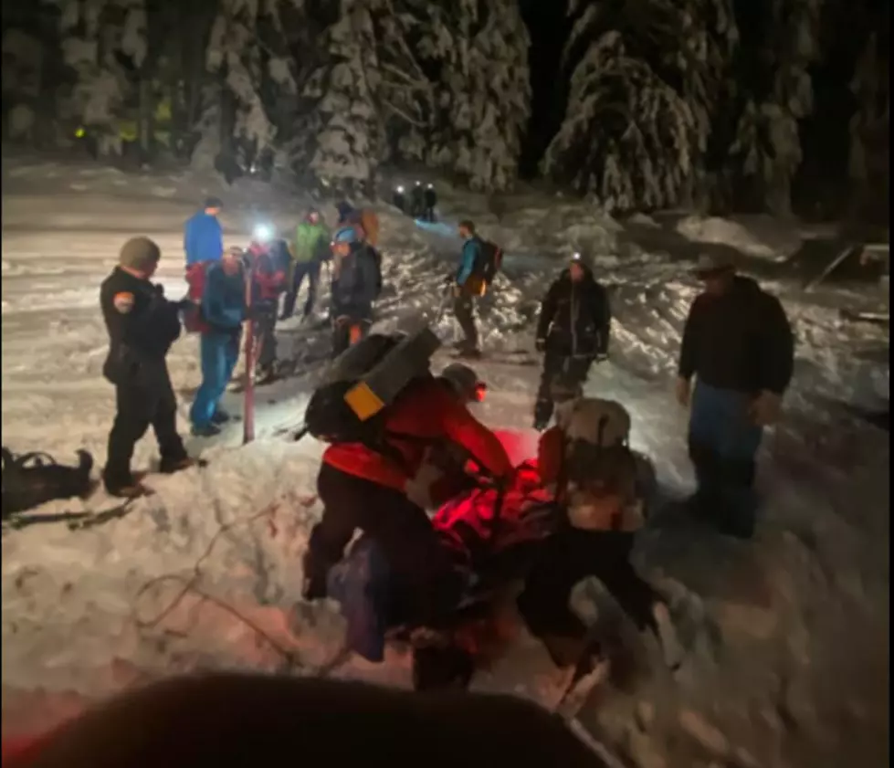 Snowboarder Rescued in Extreme Conditions Near Stevens Pass