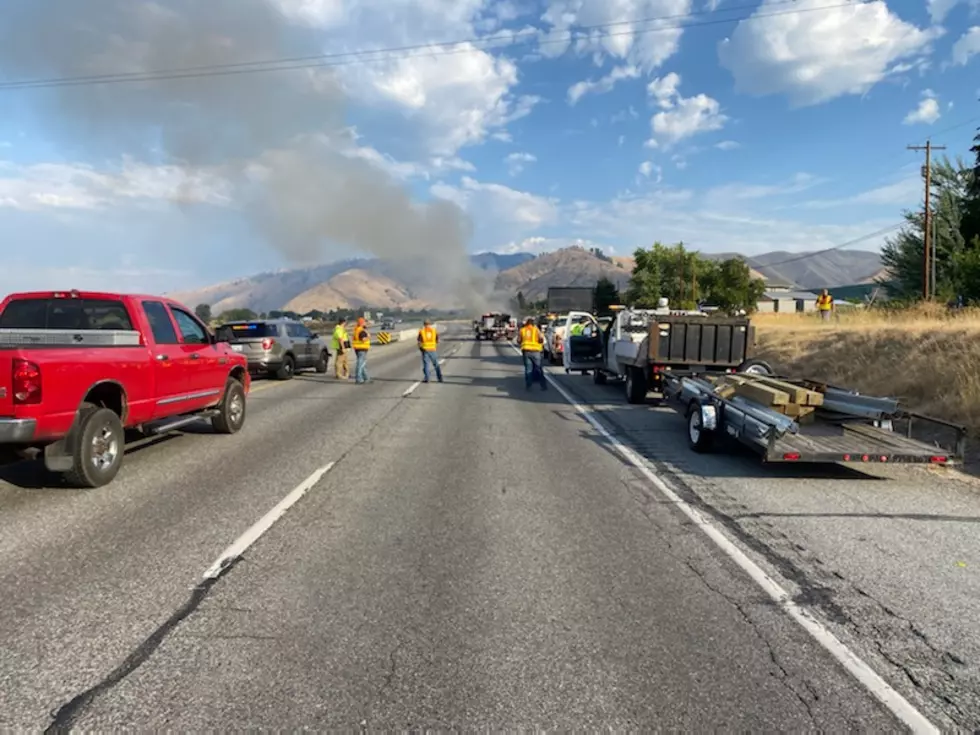 Vehicle Fire Briefly Blocks US-2 Towards Cashmere