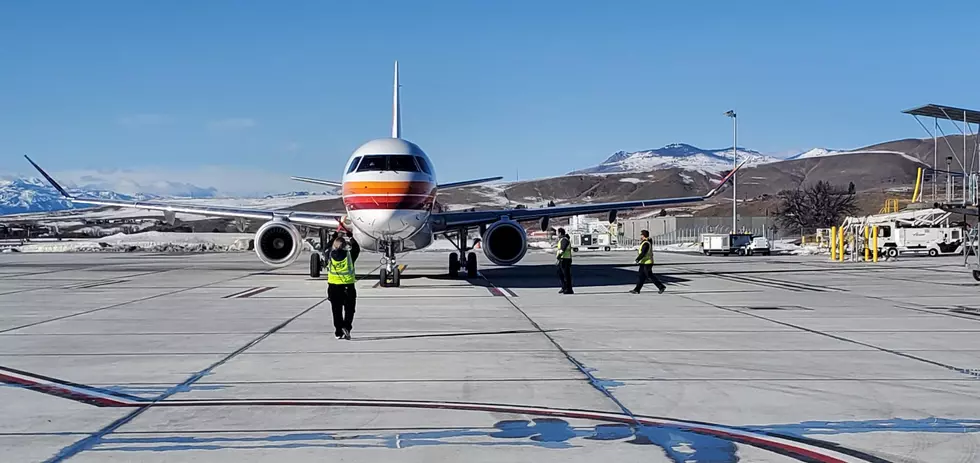 First Time Landing In The Wenatchee Valley For Passenger Jet