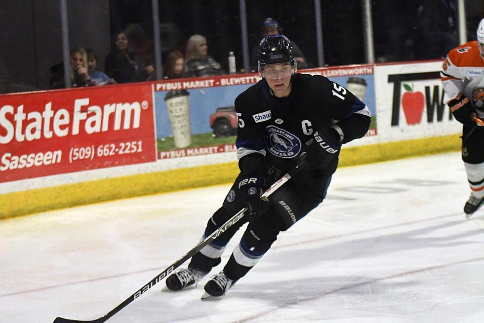 Record Crowd Cheers Wenatchee Wild On To 5-1 Win