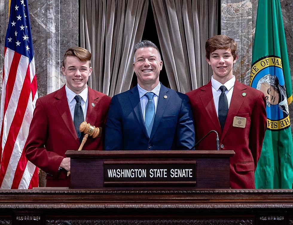 East Wenatchee Teens Luke Hawkins and Loren Hensley Present Senate Colors