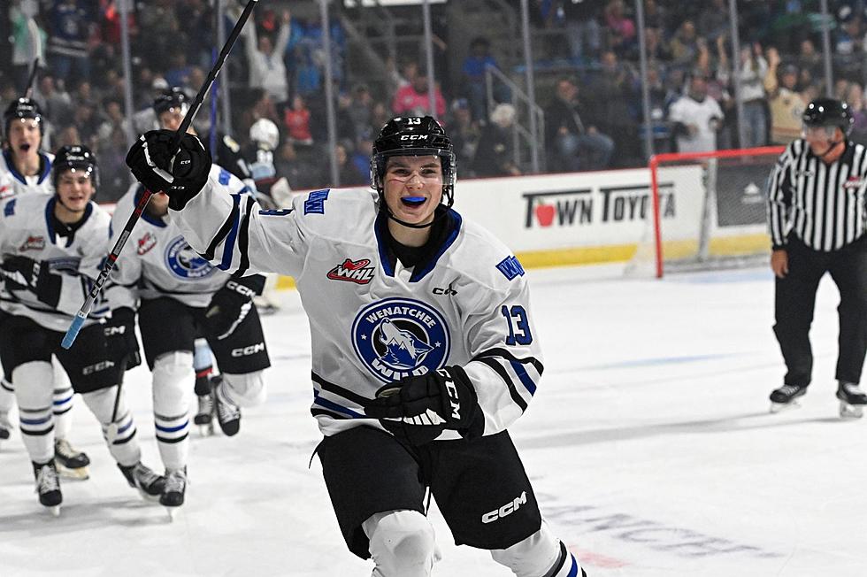Wenatchee Wins WHL Debut With Wild Comeback