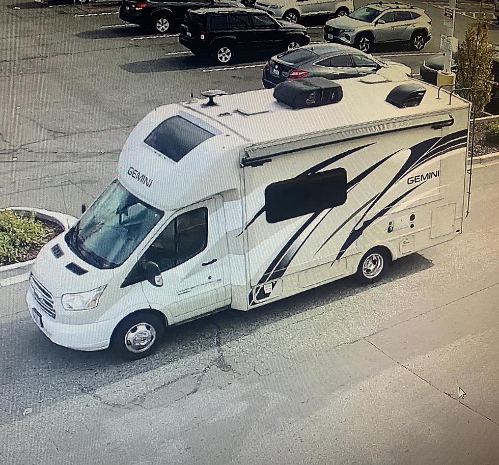 Wenatchee Police Looking For Stolen RV From Grocery Store Lot
