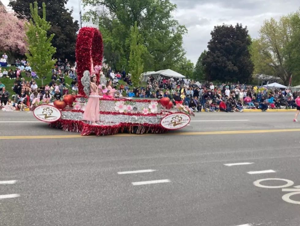 Thousands Attend Wenatchee's Apple Blossom Festival Youth Parade
