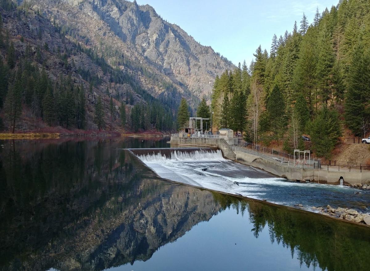 US 2 Tumwater Canyon: Delays due to dam repair project