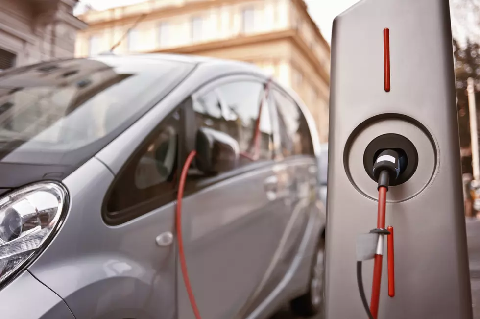 Grant PUD Receives $250K for Public EV Chargers