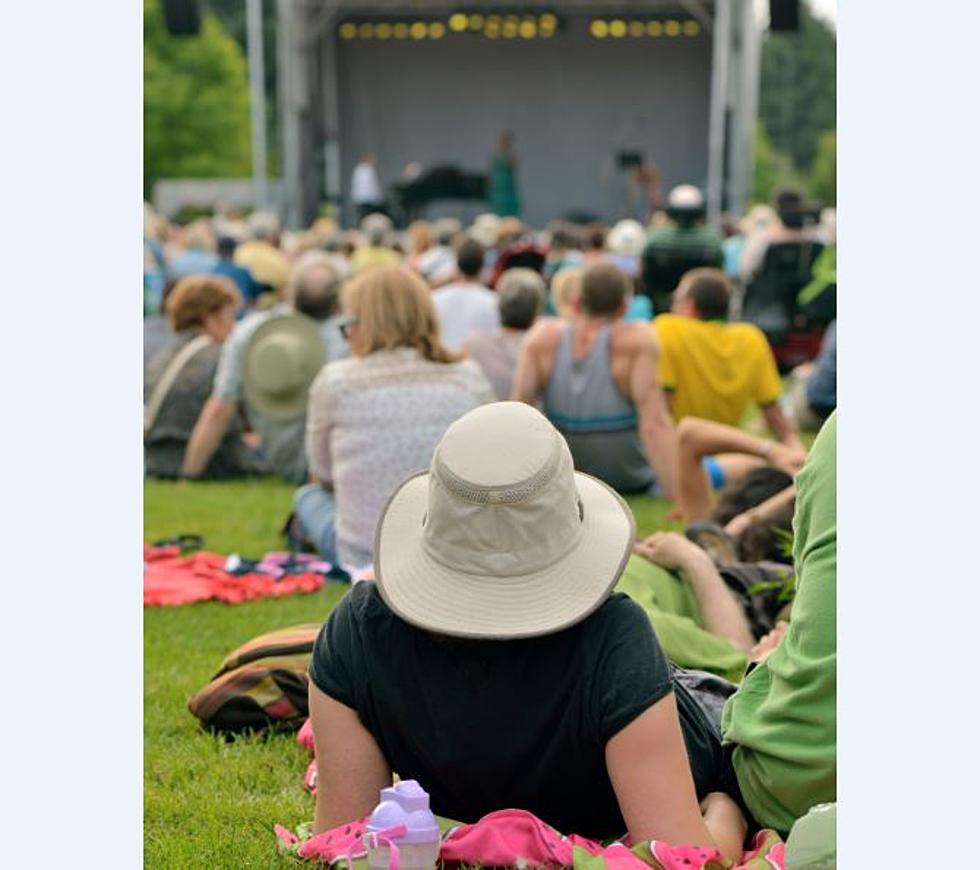 Is it legal to smoke pot at an outdoor concert in Washington State? 