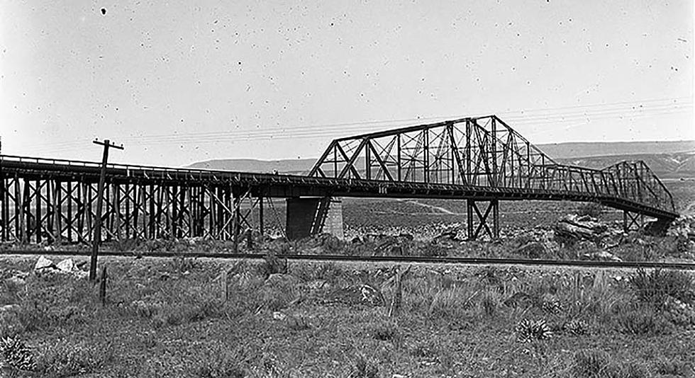 115-year-old Pedestrian Bridge Has a New Name