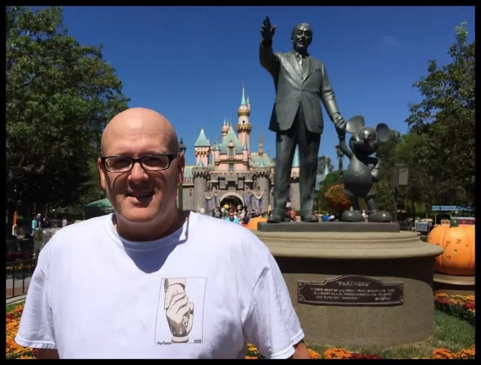 DO’S AND DON’TS AT DISNEYLAND: A Different Kind of List