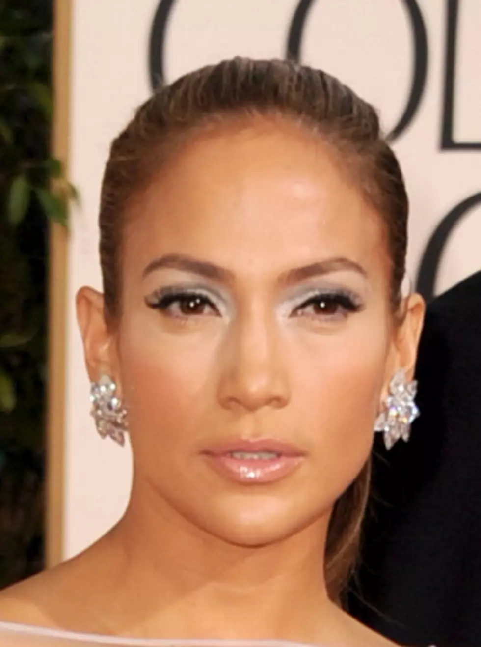 Contestant Makes Jennifer Lopez Cry [VIDEO]