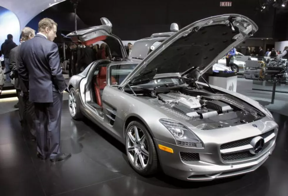 Mercedes SLS AMG Is One Bad Car [VIDEO]