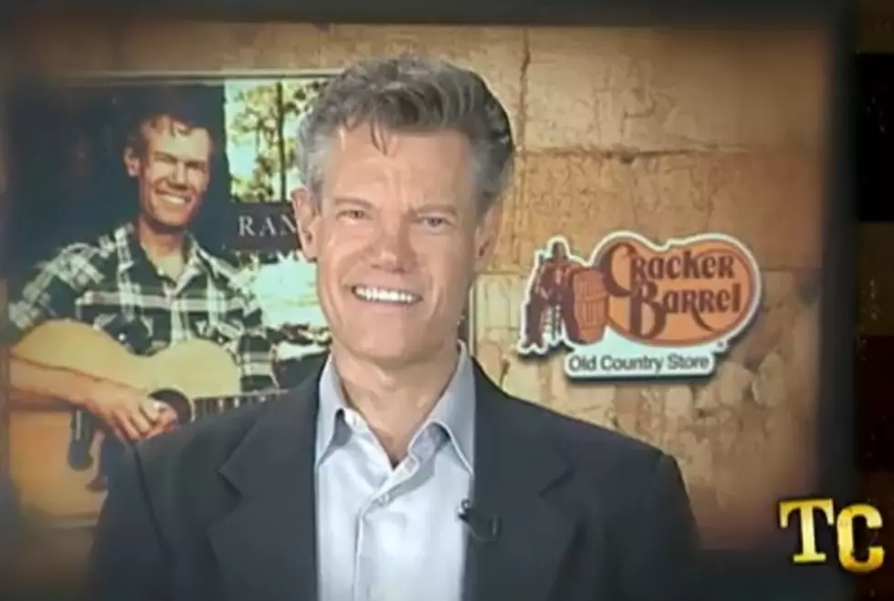 Randy Travis Helps Wounded Warrior [VIDEO]