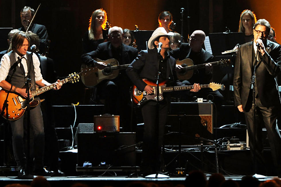 Vince Gill, Keith Urban + Brad Paisley Honor Glen Campbell at 2011 CMA Awards