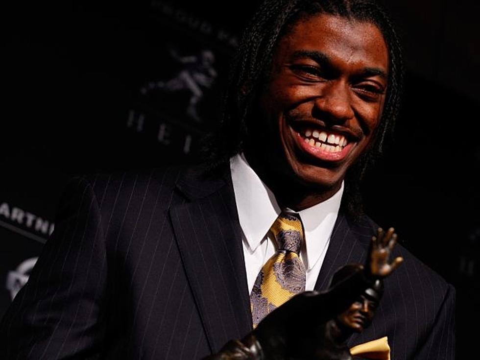 Baylor Quarterback Robert Griffin III Wins Heisman Trophy