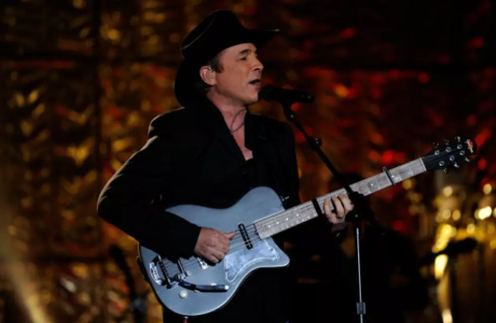 Clint Black Forced to Postpone Concert for Surgery on a ‘Sports Injury’