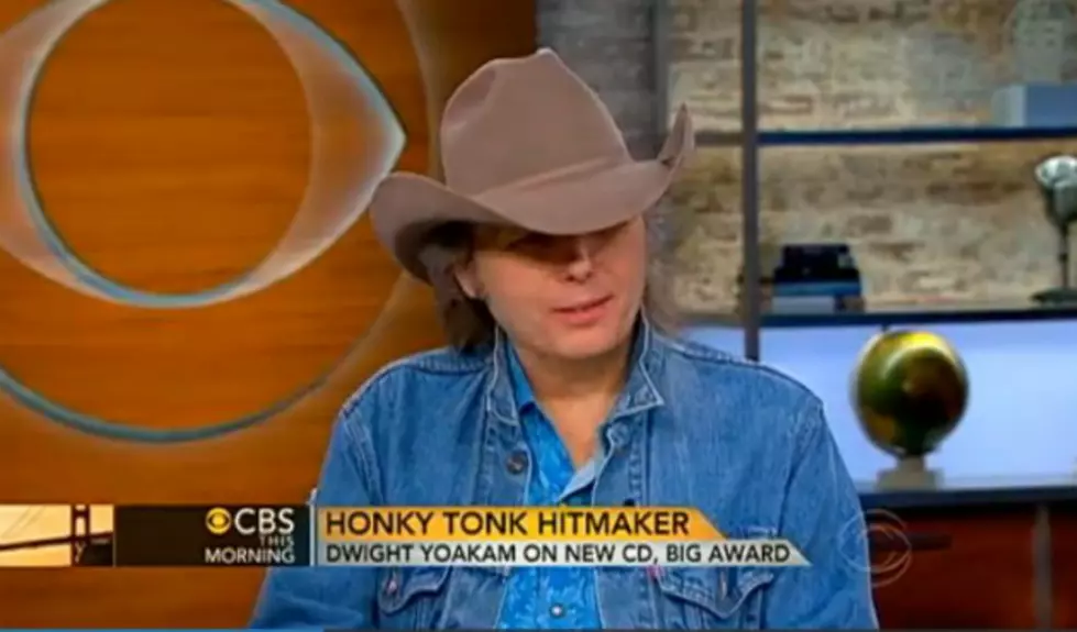 Dwight Yoakam&#8217;s Busy Week Includes An ACM Honors Award, Appearing on CBS This Morning and The View [VIDEO]