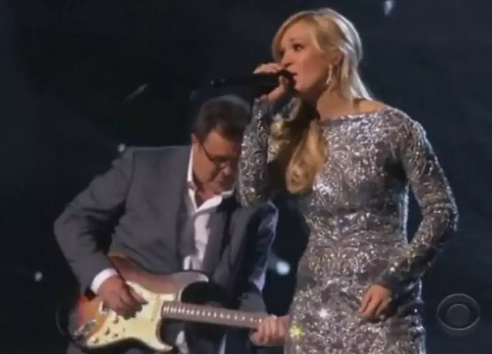 Carrie Underwood and Vince Gill Cover &#8216;How Great Thou Art&#8217; and Receive a Standing Ovation [VIDEO]