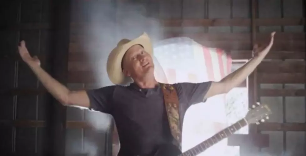 Kevin Fowler Shares His New Video With KEAN 105 Listeners