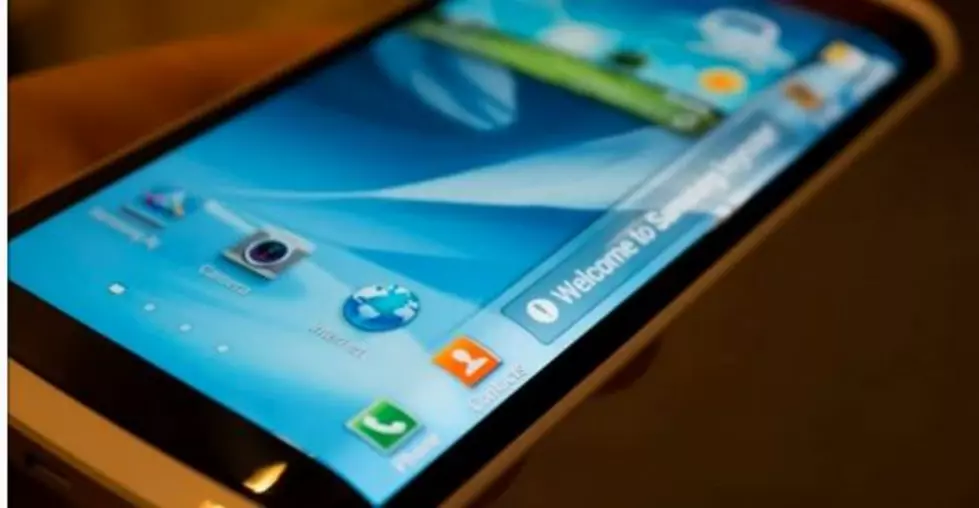 New Bendable Smart PhoneTechnology From Samsung Revealed at CES Conference [VIDEO]