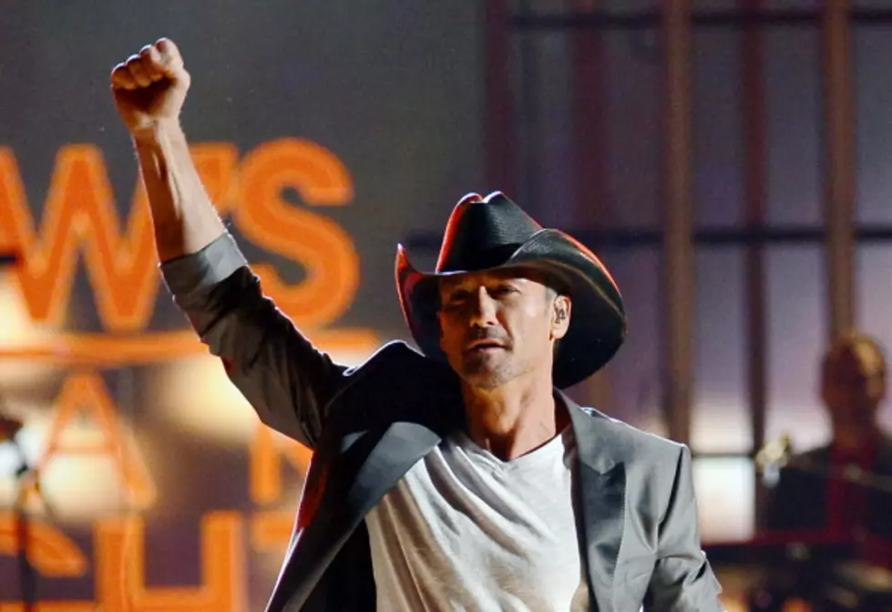Tim McGraw Gives Away Homes to Veterans During His &#8216;Two Lanes of Freedom&#8217; Tour
