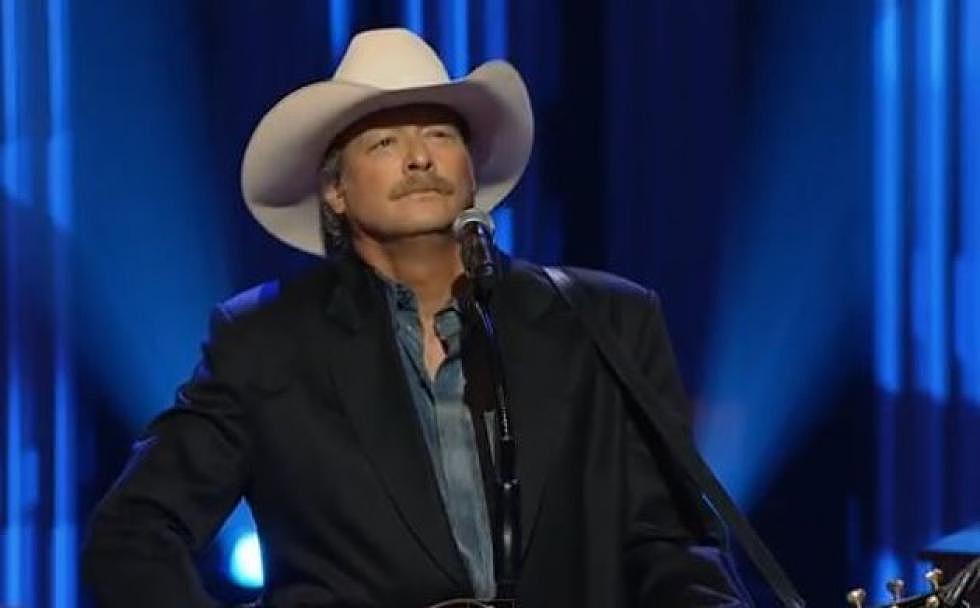Alan Jackson Performs &#8216;He Stopped Loving Her Today&#8217; at George Jones&#8217; Funeral