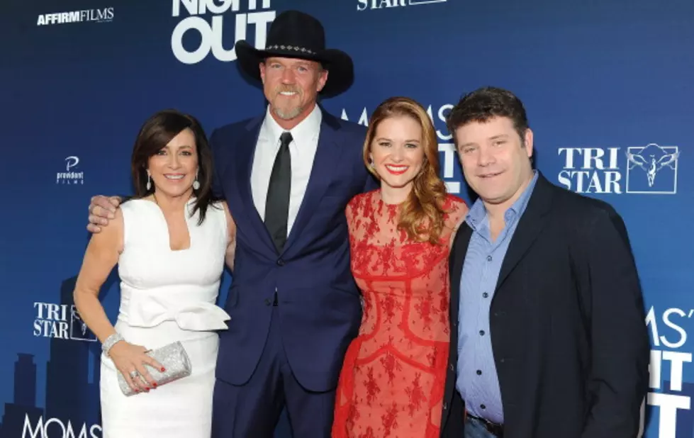 Trace Adkins Stars in ‘Mom’s Night Out’ in Theaters This Mother’s Day Weekend