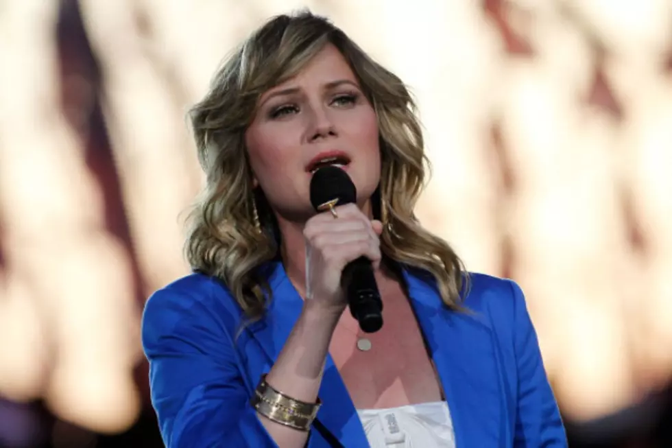 Sugarland&#8217;s Jennifer Nettles Sings at the National Memorial Day Concert in Washington DC